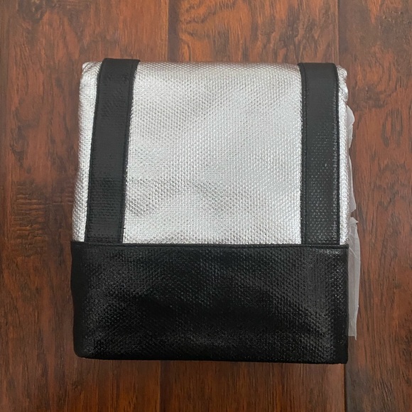 Victorias Secret Womens Double Handles Zipper Silver Black Tote Bag - Picture 2 of 5